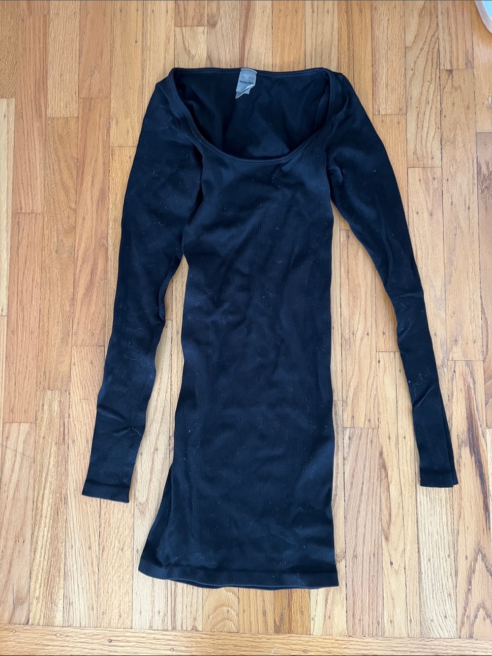 EUC Aritzia Sunday Best Black Ribbed mini dress S